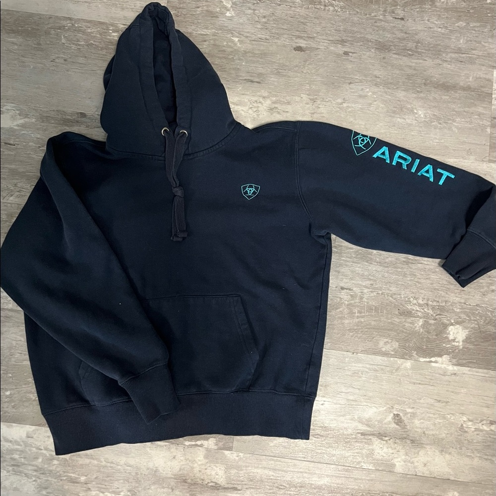 Ariat sweatshirt